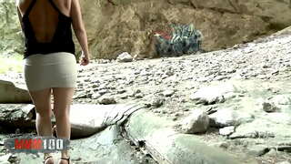 Horny boireannaich a tha a &#039; feitheamh airson an cothrom get fucked