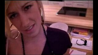 BitchNr1 में एक blackdress