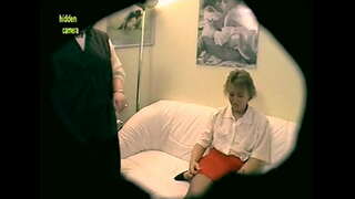 2 leabhar na bàrdachd Milfs cluich an anal toy! Amateurcommunity.xxx