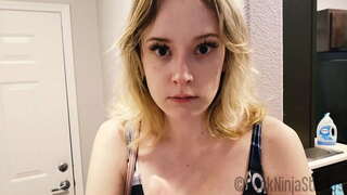 Whore Cheum Màthair Confessed Agus Fucked Mac Air A &#039; Chamara Trèilear