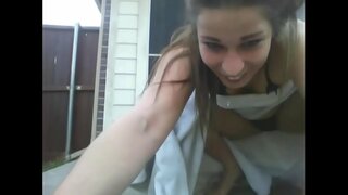 Risky Cam A &#039; Sealltainn Taobh A-Muigh