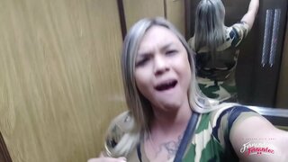 Hot chick deothail lusan cock, agus a charaid, d.