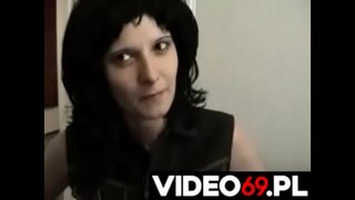 Russian sex video-Rùnaire a &#039; toirt blowjob ann an taigh-òsta